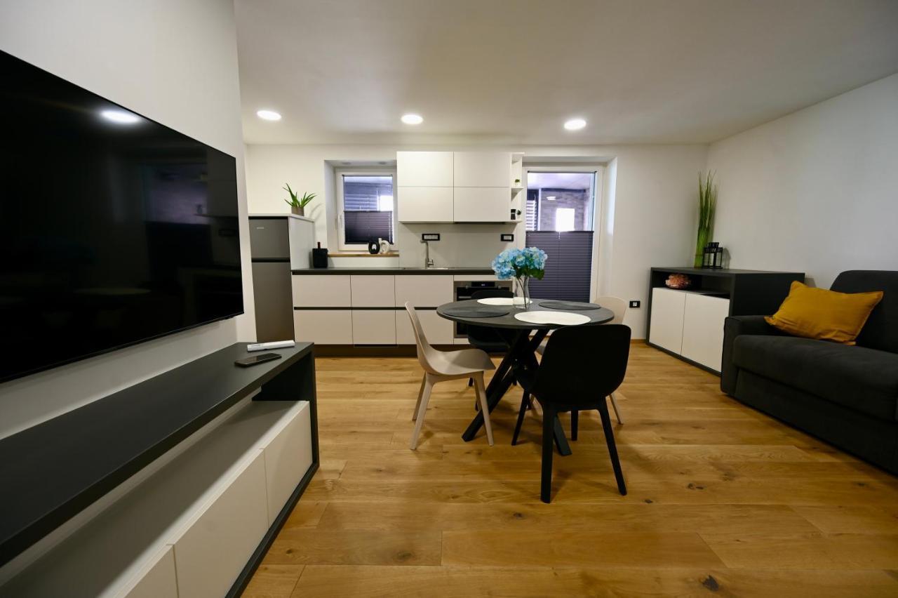 Poseidon Apartment Izola Buitenkant foto