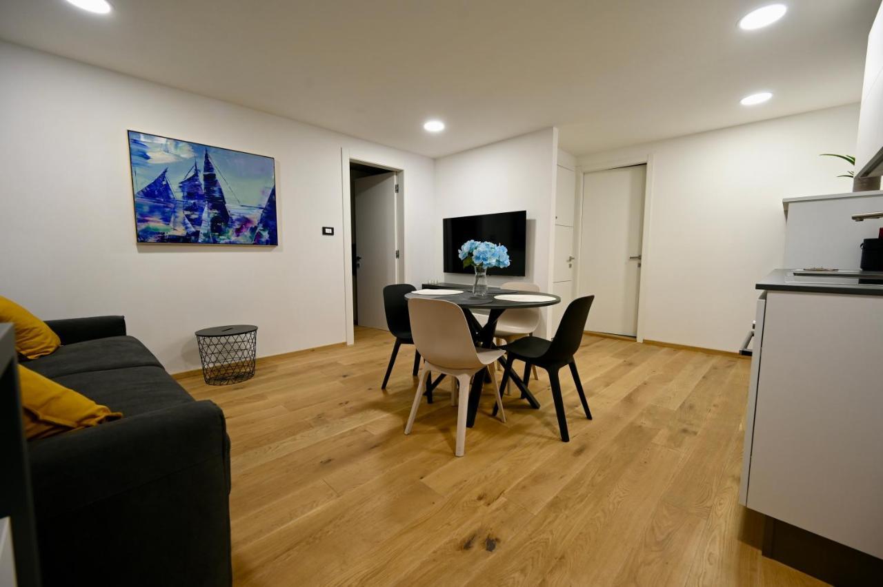 Poseidon Apartment Izola Buitenkant foto
